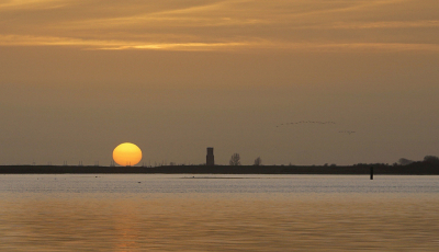 <i class='fa fa-user'></i>&nbsp;Nel R&nbsp;|  Zonsondergang&nbsp; <i class='fa fa-eye'>&nbsp;99</i> &nbsp;<i class='fa fa-thumbs-up'>&nbsp;4</i> &nbsp; <i class='fa fa-comment-o'>&nbsp;7</i>