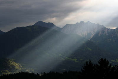 <i class='fa fa-user'></i>&nbsp;Mark de Bruijn&nbsp;|  Zonnestraal&nbsp; <i class='fa fa-eye'>&nbsp;92</i> &nbsp;<i class='fa fa-thumbs-up'>&nbsp;1</i> &nbsp; <i class='fa fa-comment-o'>&nbsp;5</i>