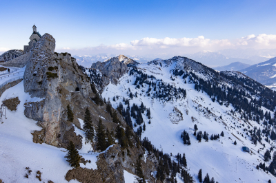 <i class='fa fa-user'></i>&nbsp;Arjen Drost&nbsp;|  Bovenop de berg&nbsp; <i class='fa fa-eye'>&nbsp;117</i> &nbsp;<i class='fa fa-thumbs-up'>&nbsp;6</i> &nbsp; <i class='fa fa-comment-o'>&nbsp;10</i>