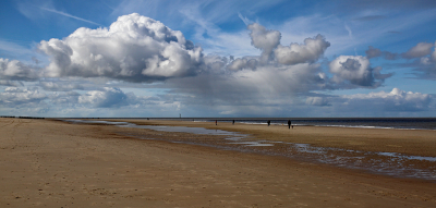 <i class='fa fa-user'></i>&nbsp;Pieter  LJ&nbsp;|  Strandpanorama&nbsp; <i class='fa fa-eye'>&nbsp;92</i> &nbsp;<i class='fa fa-thumbs-up'>&nbsp;4</i> &nbsp; <i class='fa fa-comment-o'>&nbsp;2</i>