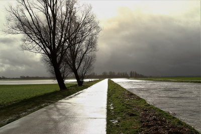 <i class='fa fa-user'></i>&nbsp;frbeuming&nbsp;|  Wateroverlast&nbsp; <i class='fa fa-eye'>&nbsp;84</i> &nbsp;<i class='fa fa-thumbs-up'>&nbsp;2</i> &nbsp; <i class='fa fa-comment-o'>&nbsp;5</i>