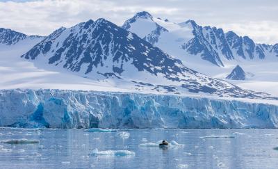 <i class='fa fa-user'></i>&nbsp;Arjen Drost&nbsp;|  Gletsjerwereld&nbsp; <i class='fa fa-eye'>&nbsp;87</i> &nbsp;<i class='fa fa-thumbs-up'>&nbsp;2</i> &nbsp; <i class='fa fa-comment-o'>&nbsp;5</i>