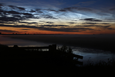 <i class='fa fa-user'></i>&nbsp;Robert Rodenburg&nbsp;|  Lichtende Nachtwolken&nbsp; <i class='fa fa-eye'>&nbsp;70</i> &nbsp; <i class='fa fa-comment-o'>&nbsp;1</i>