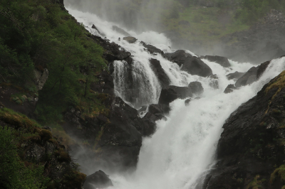 <i class='fa fa-user'></i>&nbsp;Tineke Strijbosch&nbsp;|  Waterval in Noorwegen&nbsp; <i class='fa fa-eye'>&nbsp;84</i> &nbsp;<i class='fa fa-thumbs-up'>&nbsp;3</i> &nbsp; <i class='fa fa-comment-o'>&nbsp;6</i>