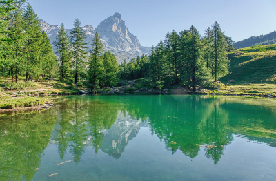 <i class='fa fa-user'></i>&nbsp;Jurgen Maassen&nbsp;|  Lago Blu&nbsp; <i class='fa fa-eye'>&nbsp;95</i> &nbsp;<i class='fa fa-thumbs-up'>&nbsp;2</i> &nbsp; <i class='fa fa-comment-o'>&nbsp;7</i>