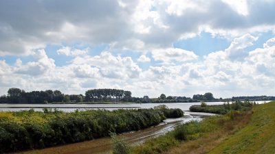 <i class='fa fa-user'></i>&nbsp;kooyammers&nbsp;|  De Lek tussen Ammerstol en Schoonhoven&nbsp; <i class='fa fa-eye'>&nbsp;80</i> &nbsp;<i class='fa fa-thumbs-up'>&nbsp;1</i> &nbsp; <i class='fa fa-comment-o'>&nbsp;2</i>