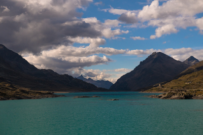 <i class='fa fa-user'></i>&nbsp;Willem Verhagen&nbsp;|  Stuwmeer Lago Bianco&nbsp; <i class='fa fa-eye'>&nbsp;77</i> &nbsp; <i class='fa fa-comment-o'>&nbsp;2</i>