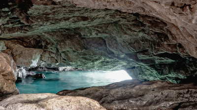 <i class='fa fa-user'></i>&nbsp;Johan van Gurp&nbsp;|  De Blauwe Grot&nbsp; <i class='fa fa-eye'>&nbsp;109</i> &nbsp; <i class='fa fa-comment-o'>&nbsp;3</i>