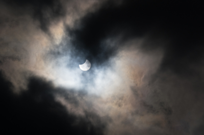 <i class='fa fa-user'></i>&nbsp;Gert-Jan Cromwijk&nbsp;|  Gedeeltelijke zonsverduistering&nbsp; <i class='fa fa-eye'>&nbsp;100</i> &nbsp;<i class='fa fa-thumbs-up'>&nbsp;8</i> &nbsp; <i class='fa fa-comment-o'>&nbsp;8</i>