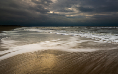 <i class='fa fa-user'></i>&nbsp;Loes Belovics&nbsp;|  Gouden gloed&nbsp; <i class='fa fa-eye'>&nbsp;114</i> &nbsp;<i class='fa fa-thumbs-up'>&nbsp;6</i> &nbsp; <i class='fa fa-comment-o'>&nbsp;9</i>