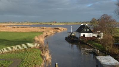 <i class='fa fa-user'></i>&nbsp;Hendrik van Kampen&nbsp;|  Sipkemar&nbsp; <i class='fa fa-eye'>&nbsp;132</i> &nbsp;<i class='fa fa-thumbs-up'>&nbsp;8</i> &nbsp; <i class='fa fa-comment-o'>&nbsp;12</i>