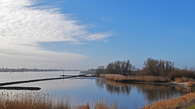 <i class='fa fa-user'></i>&nbsp;kooyammers&nbsp;|  Waterwerken&nbsp; <i class='fa fa-eye'>&nbsp;99</i> &nbsp;<i class='fa fa-thumbs-up'>&nbsp;3</i> &nbsp; <i class='fa fa-comment-o'>&nbsp;7</i>