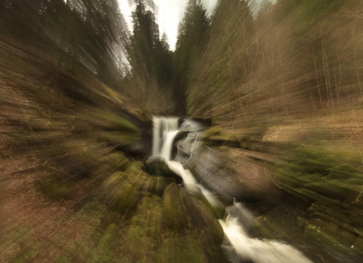 <i class='fa fa-user'></i>&nbsp;Meindert&nbsp;|  Watervallen van Triberg&nbsp; <i class='fa fa-eye'>&nbsp;125</i> &nbsp; <i class='fa fa-comment-o'>&nbsp;8</i>