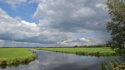 <i class='fa fa-user'></i>&nbsp;kooyammers&nbsp;|  Polderimpressie&nbsp; <i class='fa fa-eye'>&nbsp;69</i> &nbsp;<i class='fa fa-thumbs-up'>&nbsp;1</i> &nbsp; <i class='fa fa-comment-o'>&nbsp;6</i>