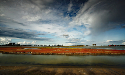 <i class='fa fa-user'></i>&nbsp;Pieter  LJ&nbsp;|  Onstuimige luchten&nbsp; <i class='fa fa-eye'>&nbsp;98</i> &nbsp;<i class='fa fa-thumbs-up'>&nbsp;3</i> &nbsp; <i class='fa fa-comment-o'>&nbsp;9</i>