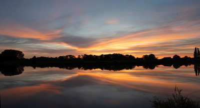 <i class='fa fa-user'></i>&nbsp;Ties Niehof&nbsp;|  Zonsondergang&nbsp; <i class='fa fa-eye'>&nbsp;100</i> &nbsp;<i class='fa fa-thumbs-up'>&nbsp;8</i> &nbsp; <i class='fa fa-comment-o'>&nbsp;6</i>