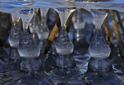 <i class='fa fa-user'></i>&nbsp;Nel R&nbsp;|  Onder het ijs&nbsp; <i class='fa fa-eye'>&nbsp;84</i> &nbsp; <i class='fa fa-comment-o'>&nbsp;5</i>