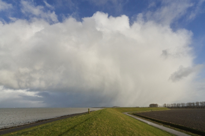 <i class='fa fa-user'></i>&nbsp;Corn� Stam&nbsp;|  Winterse bui boven de Oosterschelde&nbsp; <i class='fa fa-eye'>&nbsp;76</i> &nbsp; <i class='fa fa-comment-o'>&nbsp;5</i>