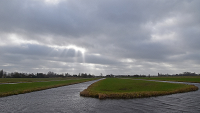 <i class='fa fa-user'></i>&nbsp;kooyammers&nbsp;|  Zicht op Bovenberg&nbsp; <i class='fa fa-eye'>&nbsp;65</i> &nbsp; <i class='fa fa-comment-o'>&nbsp;3</i>