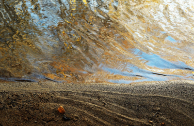 <i class='fa fa-user'></i>&nbsp;liesbeth van vliet&nbsp;|  Strand onder de brug&nbsp; <i class='fa fa-eye'>&nbsp;94</i> &nbsp;<i class='fa fa-thumbs-up'>&nbsp;4</i> &nbsp; <i class='fa fa-comment-o'>&nbsp;10</i>