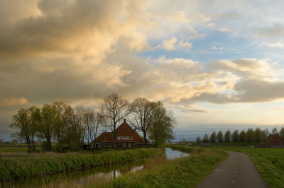 <i class='fa fa-user'></i> Hendrik van Kampen | Landschap bij de Hempensemeerpolder  <i class='fa fa-eye'> 69</i>  <i class='fa fa-thumbs-up'> 8</i>   <i class='fa fa-comment-o'> 10</i>