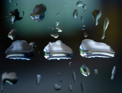 <i class='fa fa-user'></i>&nbsp;Truus Aletta Maan&nbsp;|  Water druppel&nbsp; <i class='fa fa-eye'>&nbsp;50</i> &nbsp;<i class='fa fa-thumbs-up'>&nbsp;1</i> &nbsp; <i class='fa fa-comment-o'>&nbsp;0</i>