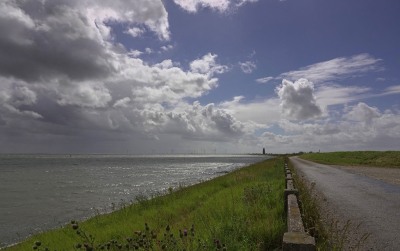 <i class='fa fa-user'></i>&nbsp;Nel R&nbsp;|  Langs de Oosterschelde&nbsp; <i class='fa fa-eye'>&nbsp;60</i> &nbsp;<i class='fa fa-thumbs-up'>&nbsp;1</i> &nbsp; <i class='fa fa-comment-o'>&nbsp;6</i>