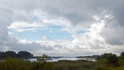 <i class='fa fa-user'></i>&nbsp;kooyammers&nbsp;|  Nazomerse Lek II&nbsp; <i class='fa fa-eye'>&nbsp;62</i> &nbsp;<i class='fa fa-thumbs-up'>&nbsp;1</i> &nbsp; <i class='fa fa-comment-o'>&nbsp;2</i>