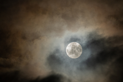 <i class='fa fa-user'></i>&nbsp;Eef Kieft&nbsp;|  De Maan&nbsp; <i class='fa fa-eye'>&nbsp;38</i> &nbsp; <i class='fa fa-comment-o'>&nbsp;1</i>