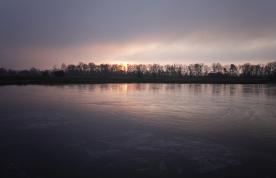 <i class='fa fa-user'></i>&nbsp;nelappelmelk&nbsp;|  De mist kwam hier opzetten&nbsp; <i class='fa fa-eye'>&nbsp;31</i> &nbsp; <i class='fa fa-comment-o'>&nbsp;0</i>