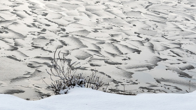 <i class='fa fa-user'></i>&nbsp;Johan van Gurp&nbsp;|  Ijsvorming op de Mark&nbsp; <i class='fa fa-eye'>&nbsp;39</i> &nbsp; <i class='fa fa-comment-o'>&nbsp;1</i>