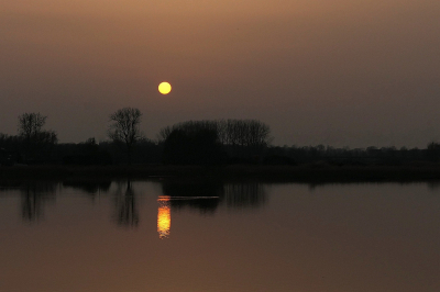 <i class='fa fa-user'></i>&nbsp;frbeuming&nbsp;|  Zonsondergang&nbsp; <i class='fa fa-eye'>&nbsp;10</i> &nbsp; <i class='fa fa-comment-o'>&nbsp;0</i>