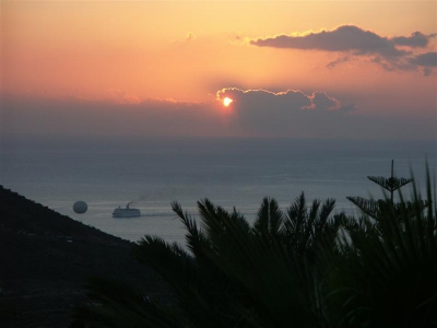 <i class='fa fa-user'></i>&nbsp;bram&nbsp;| Zonsondergang&nbsp; <i class='fa fa-eye'>&nbsp;327</i> &nbsp; <i class='fa fa-comment-o'>&nbsp;0</i>