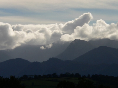 <i class='fa fa-user'></i> Henk van den Born | Wolkenpartijen boven de Pyreneen  <i class='fa fa-eye'> 169</i>   <i class='fa fa-comment-o'> 1</i>