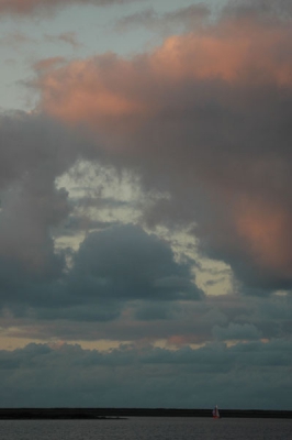 <i class='fa fa-user'></i> Eric Gibcus | Wolken  <i class='fa fa-eye'> 75</i>   <i class='fa fa-comment-o'> 0</i>