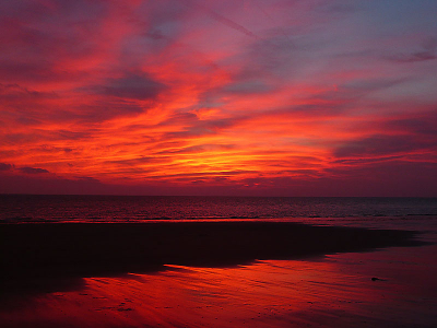 De horizon als "vuurzee". Een machtig mooie beleving.