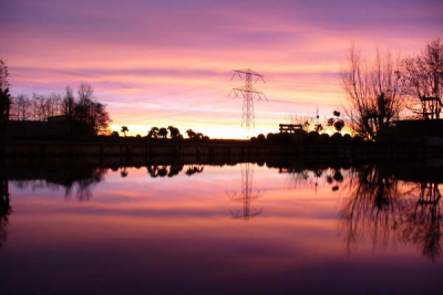 Zonsopgang in het achterliggende gebied rondom Berkenwoude. Ontzettend mooie kleurtinten!