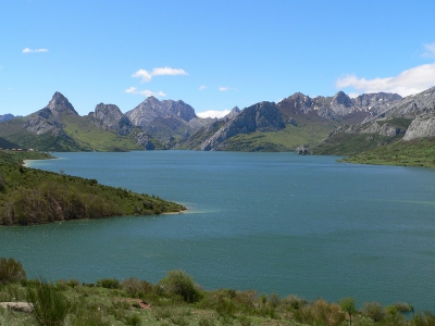 <i class='fa fa-user'></i>&nbsp;Henk van den Born&nbsp;| E. de Aguilar&nbsp; <i class='fa fa-eye'>&nbsp;345</i> &nbsp; <i class='fa fa-comment-o'>&nbsp;0</i>