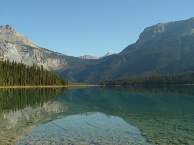 Een vriendin van mijn zei ooit eens "Ook de stilte horen is een rijke ervaring".
Dat was hier zeker het geval, het was hier heel mooi en stil.