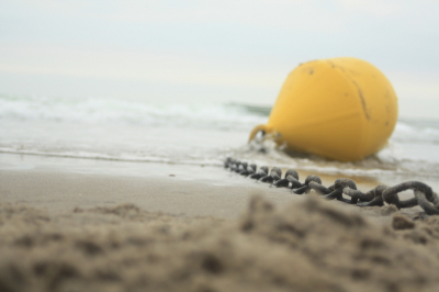 Na een strandwandeling lag deze boei op het strand tijdens ep, heb meerdere foto's gemaakt maar vond deze 1 van de mooiere