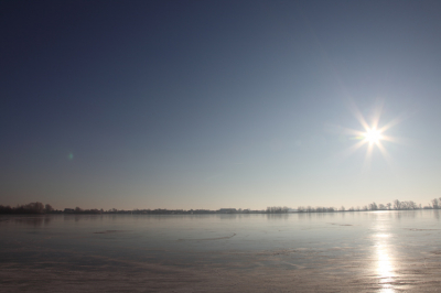 Eindelijk was die weer eens dicht gevroren de Kagerplassen, dus kon en lekker geschaatst worden.